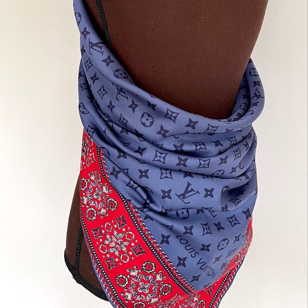 Louis Vuitton Wrap Monogram Logo Oversize Square Blue Silk Scarf - Picture 13 of 16